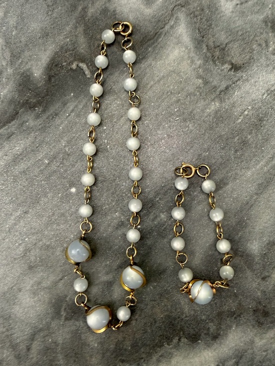 Vintage Jewelry - Vintage Gold Moonstone Moonglow Lucite Beaded Necklace Bracelet Set